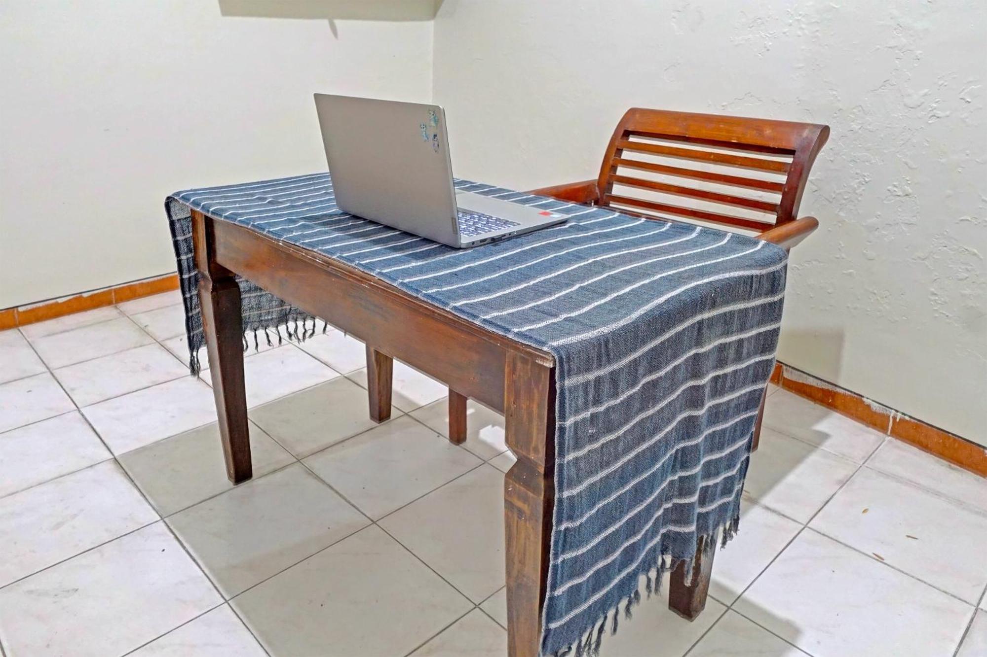 מלון פסורואן Oyo Life 91896 Kost Bu Dewi Syariah מראה חיצוני תמונה